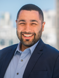 Alejandro Quinones, Esq.